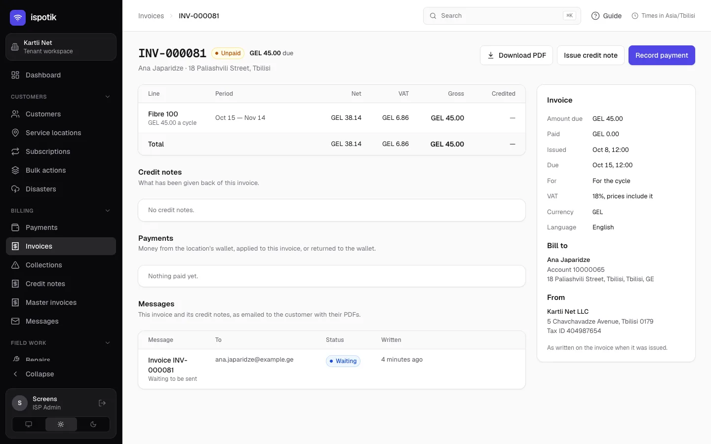 An invoice in the console, with its lines, VAT and payments.